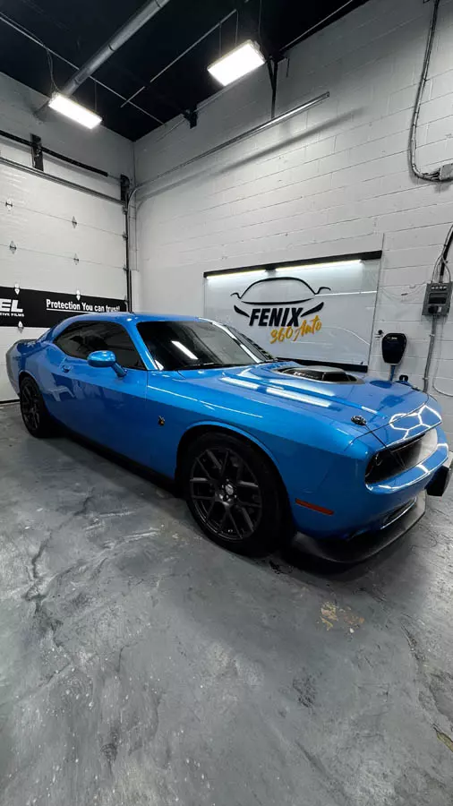 Professional car window tint installation Hamilton Ontario